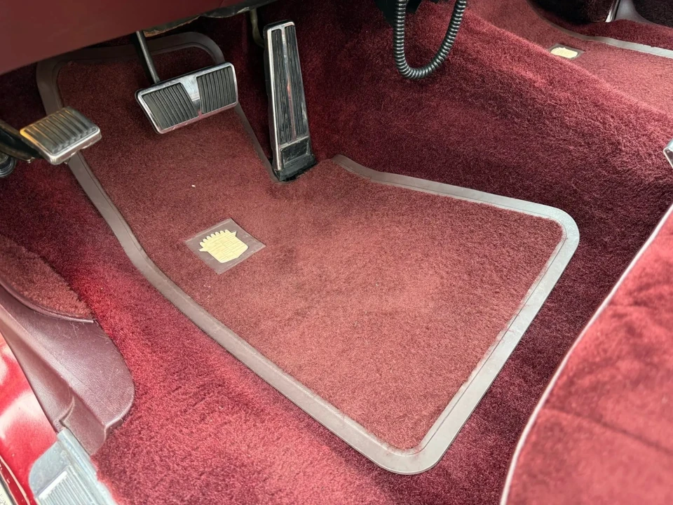 1977 Cadillac - Image 24 of 31