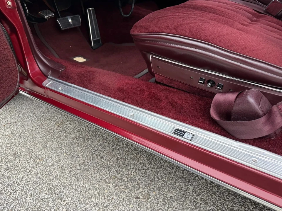 1977 Cadillac - Image 27 of 31