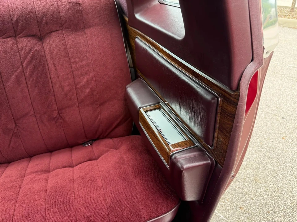 1977 Cadillac - Image 19 of 31