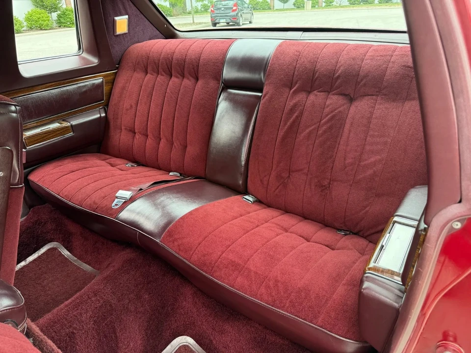1977 Cadillac - Image 17 of 31