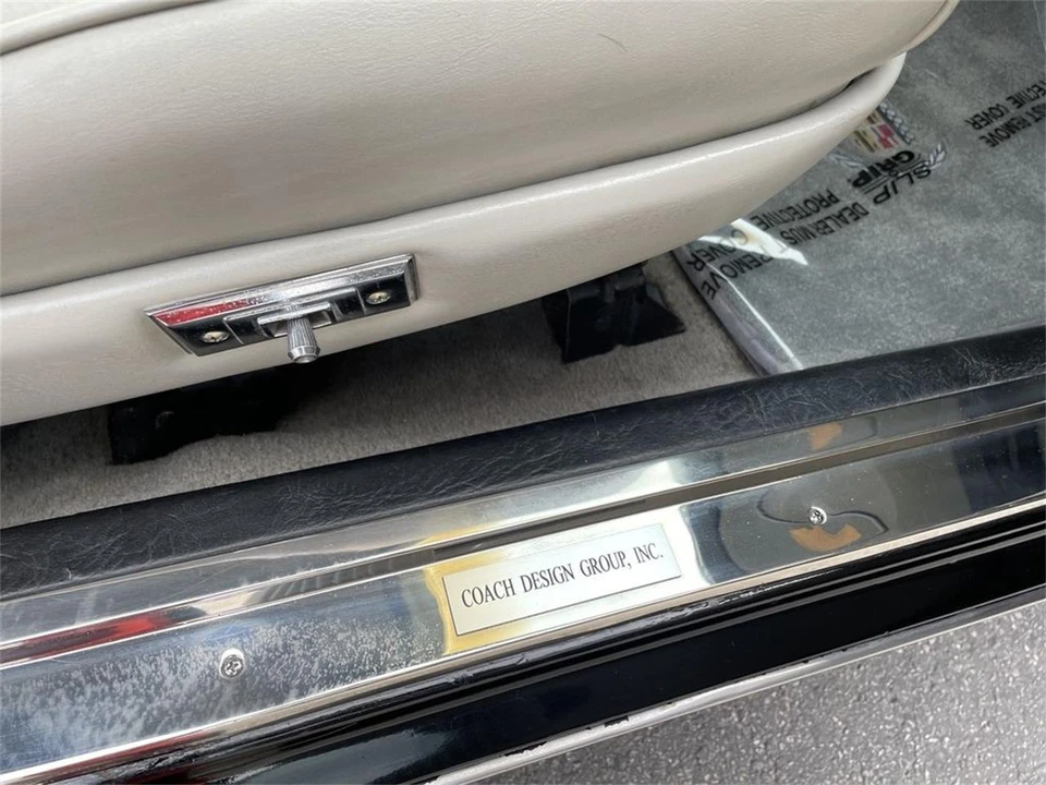 1977 Cadillac - Image 23 of 31