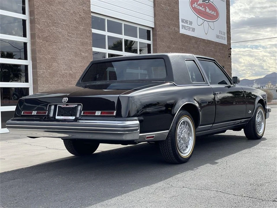 1977 Cadillac - Image 5 of 31