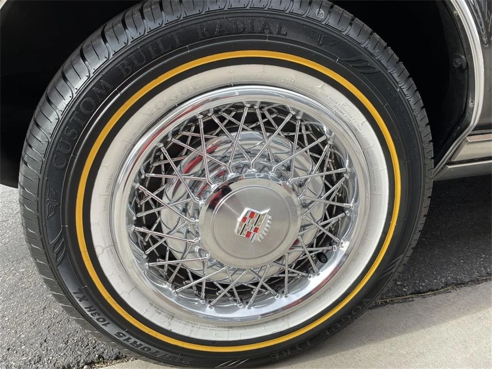 1977 Cadillac - Image 21 of 31