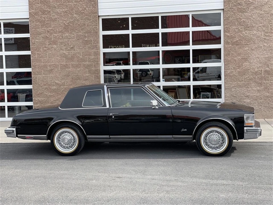 1977 Cadillac - Image 3 of 31