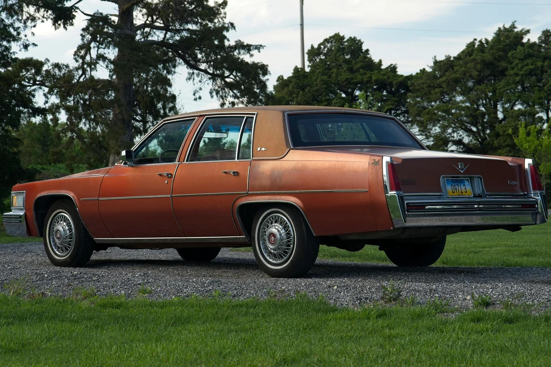 1977 Cadillac DeVille 5th Gen - Image 3 of 31
