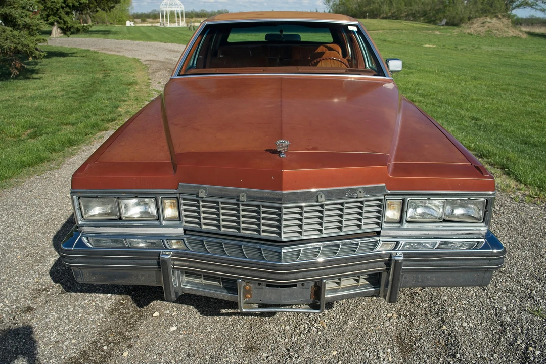 1977 Cadillac DeVille 5th Gen - Image 6 of 31