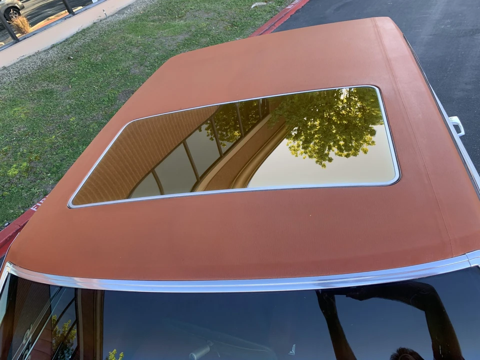 1977 Cadillac Seville - Image 23 of 31