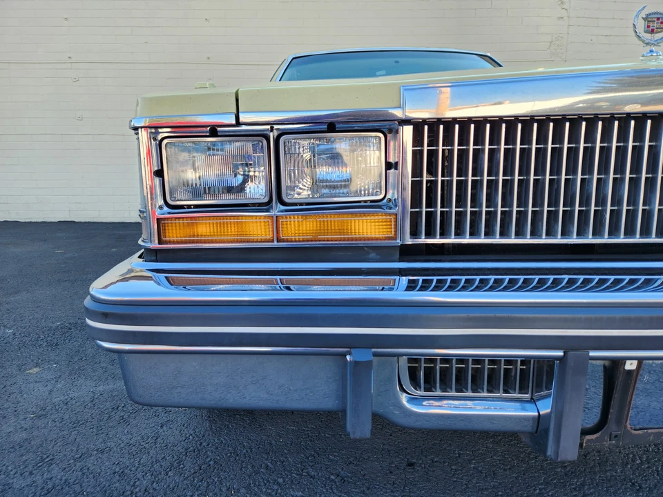 1977 Cadillac Seville - Image 25 of 31