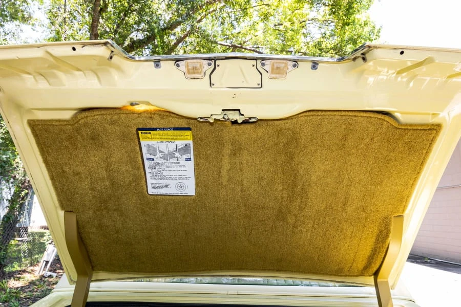 1977 Cadillac Seville - Image 23 of 25