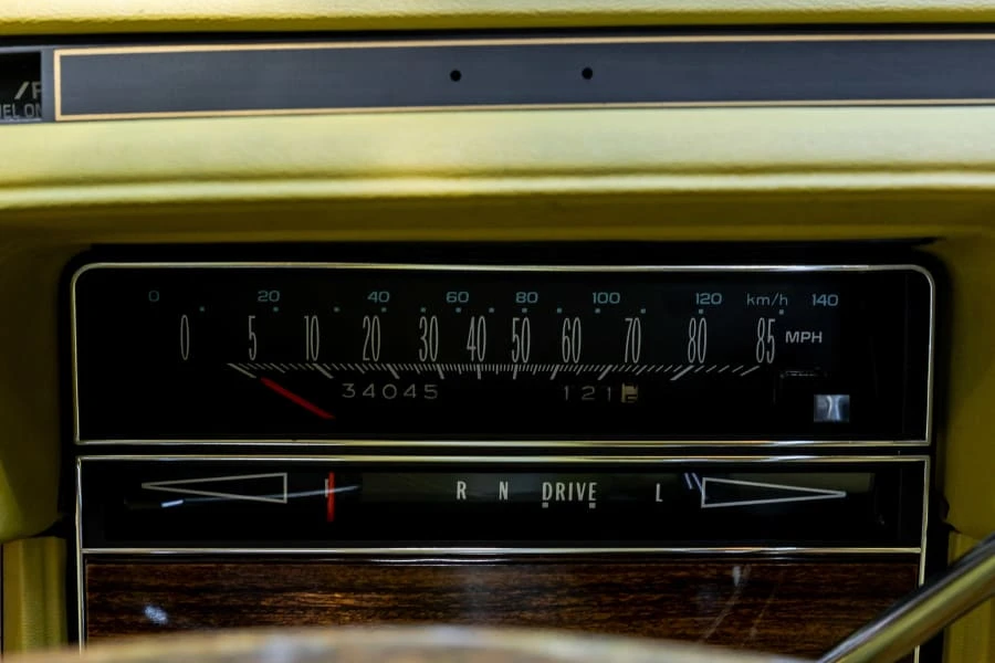 1977 Cadillac Seville - Image 21 of 25