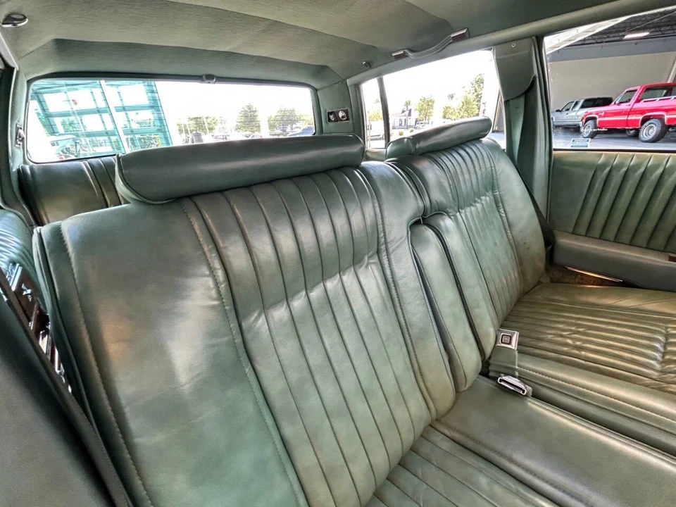 1977 Cadillac Seville - Image 30 of 31
