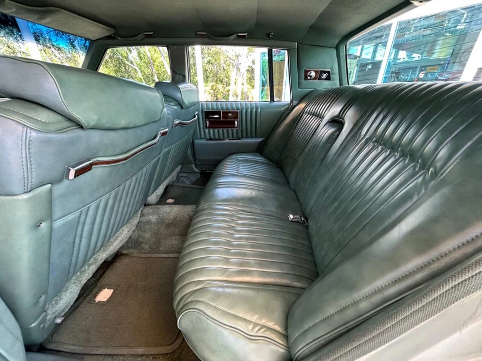 1977 Cadillac Seville - Image 25 of 31