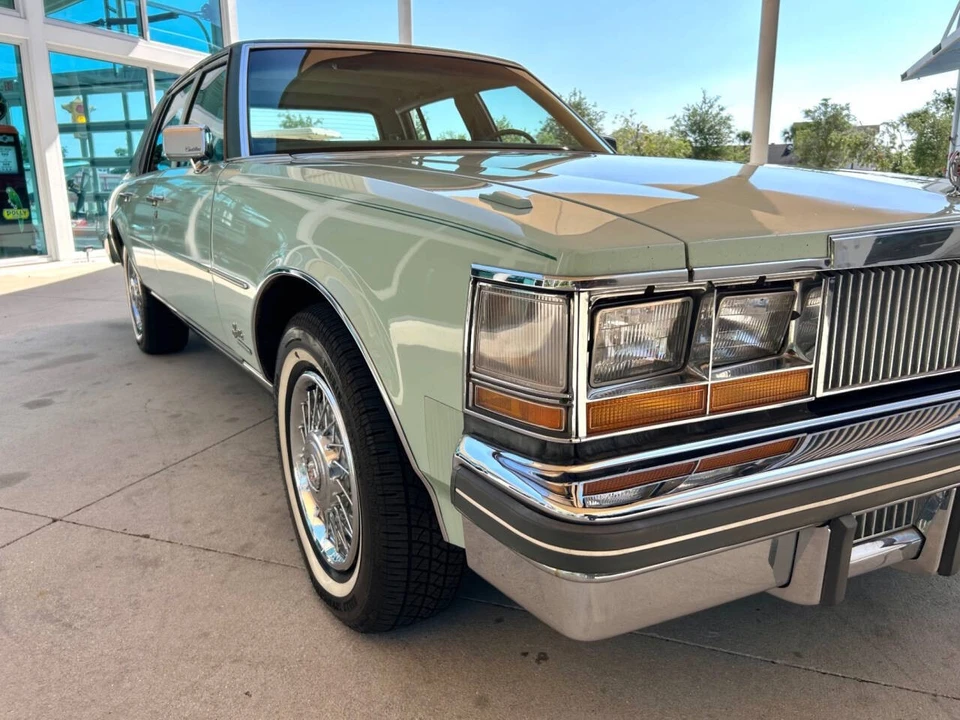 1977 Cadillac Seville - Image 17 of 21
