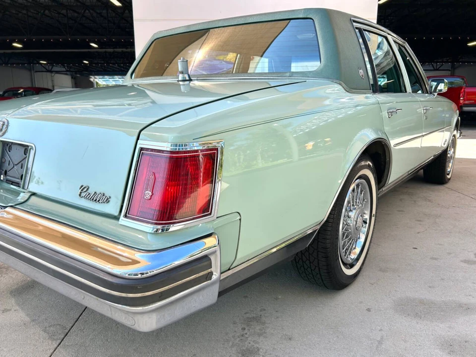 1977 Cadillac Seville - Image 14 of 21