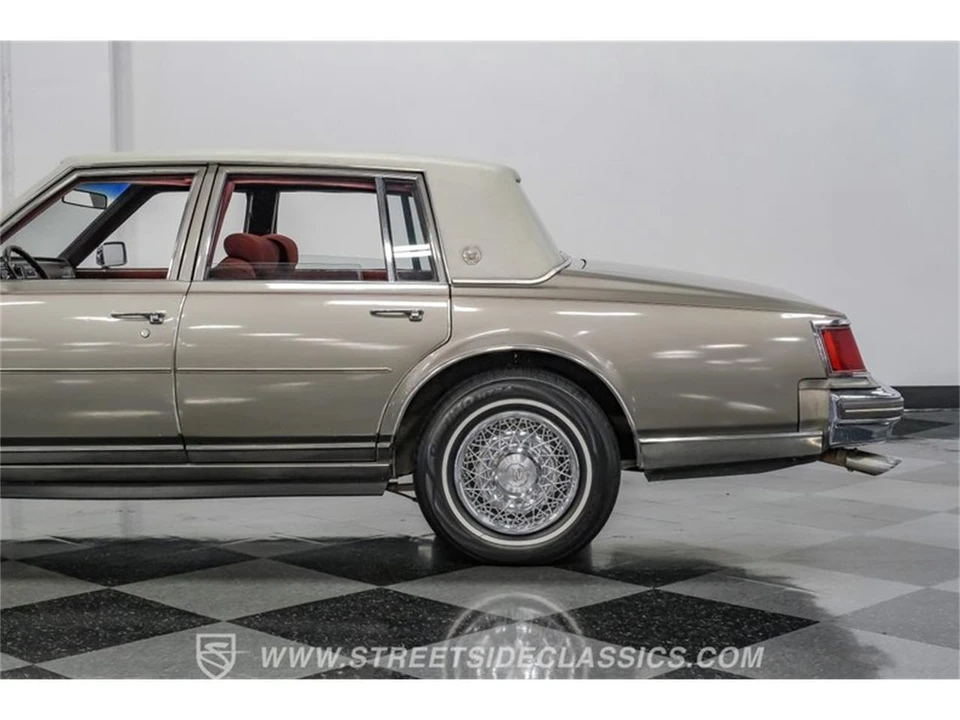 1977 Cadillac Seville - Image 24 of 31