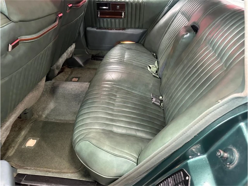 1977 Cadillac Seville - Image 28 of 31