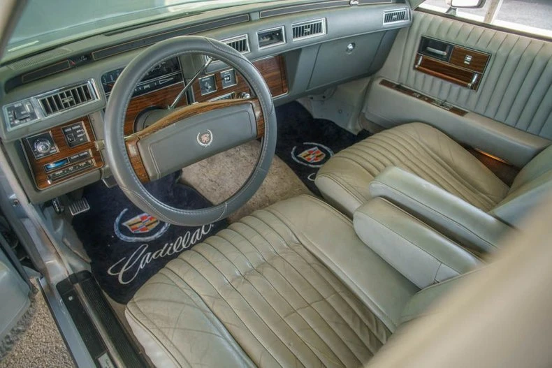 1977 Cadillac Seville - Image 15 of 31