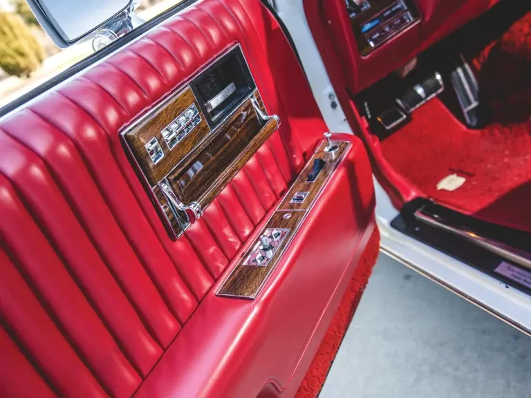 1977 Cadillac Seville - Image 14 of 23
