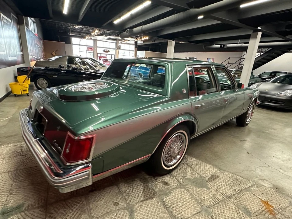1977 Cadillac Seville - Image 9 of 31