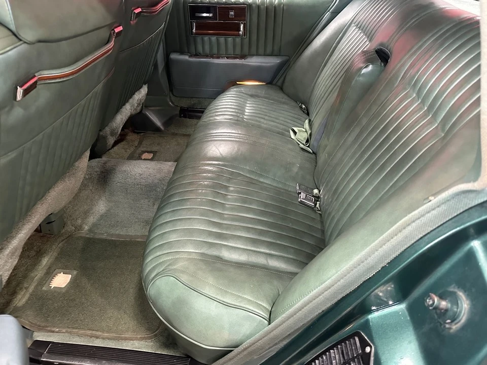 1977 Cadillac Seville - Image 28 of 31