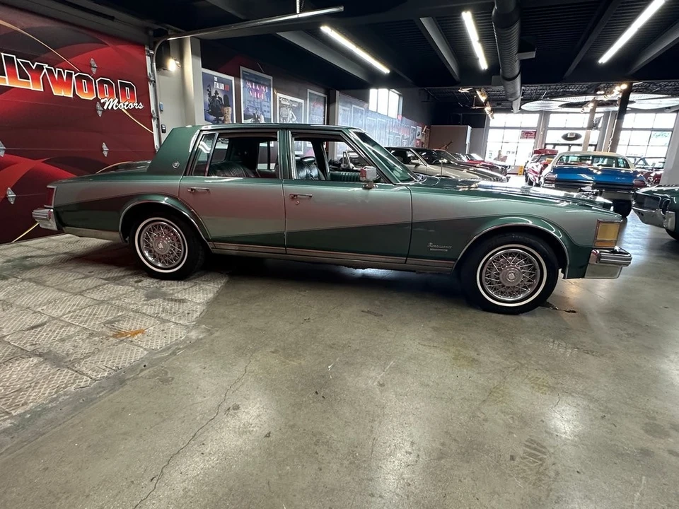 1977 Cadillac Seville - Image 6 of 31