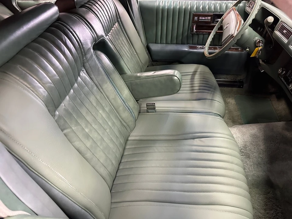 1977 Cadillac Seville - Image 25 of 31