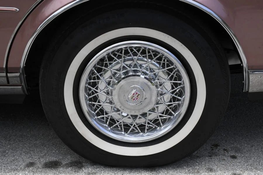 1977 Cadillac Seville - Image 26 of 31