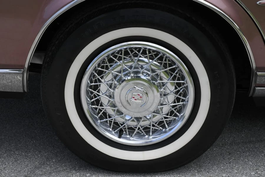 1977 Cadillac Seville - Image 28 of 31