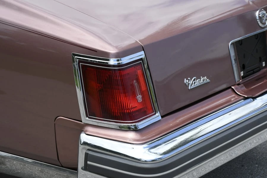 1977 Cadillac Seville - Image 25 of 31