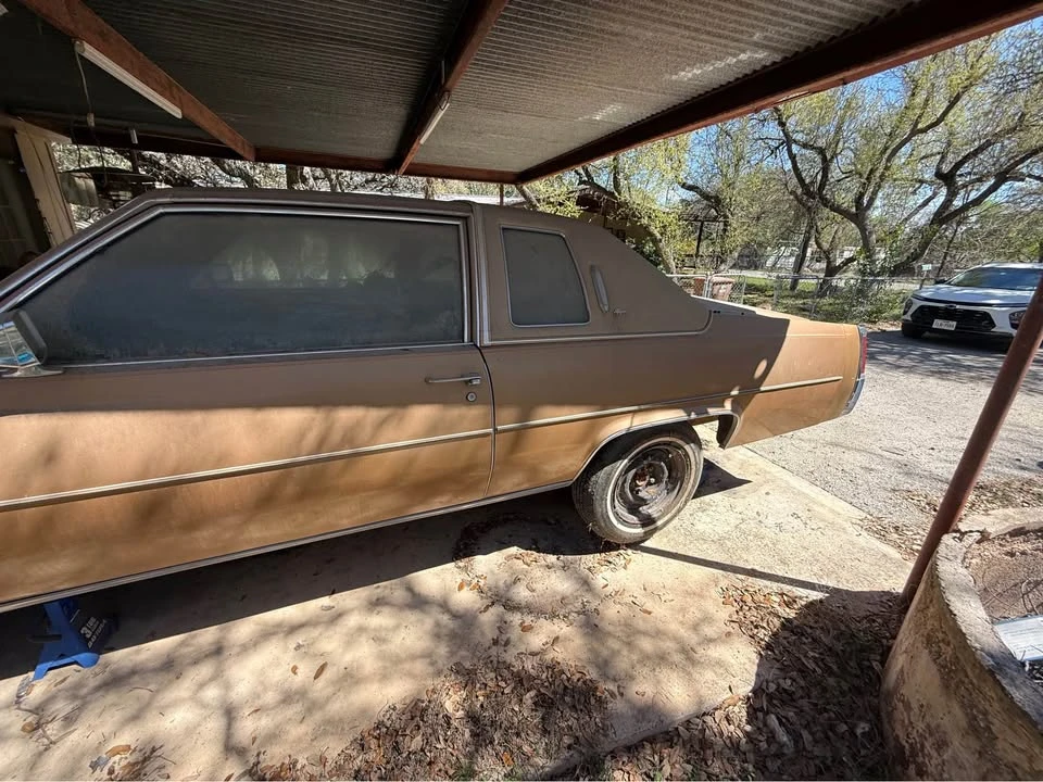 1977 Cadillac DeVille 5th Gen - Image 3 of 18