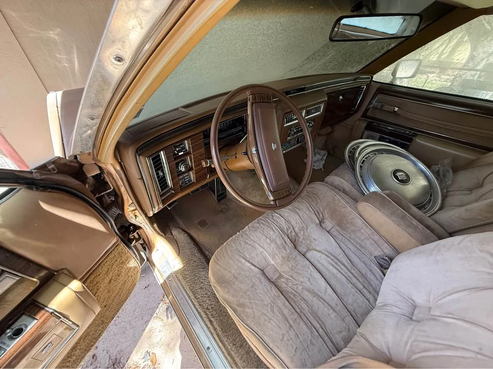 1977 Cadillac DeVille 5th Gen - Image 11 of 18