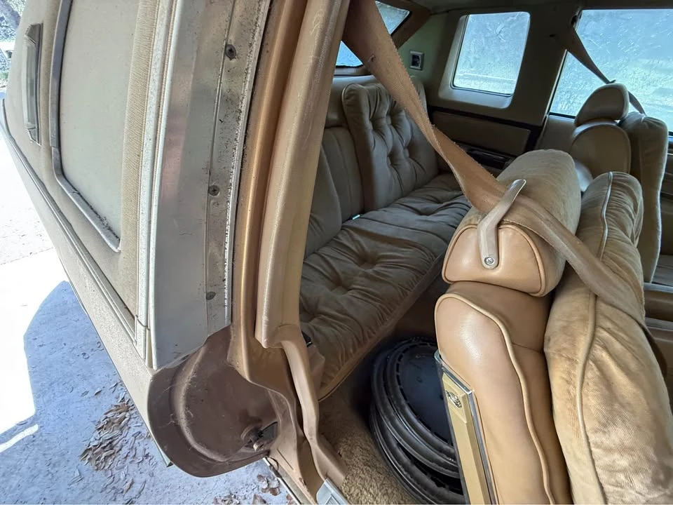 1977 Cadillac DeVille 5th Gen - Image 14 of 18