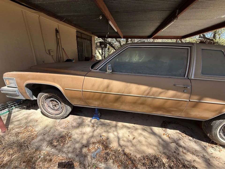 1977 Cadillac DeVille 5th Gen - Image 4 of 18