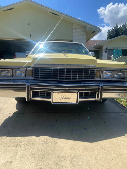 1977 Cadillac DeVille 5th Gen - Image 3 of 4