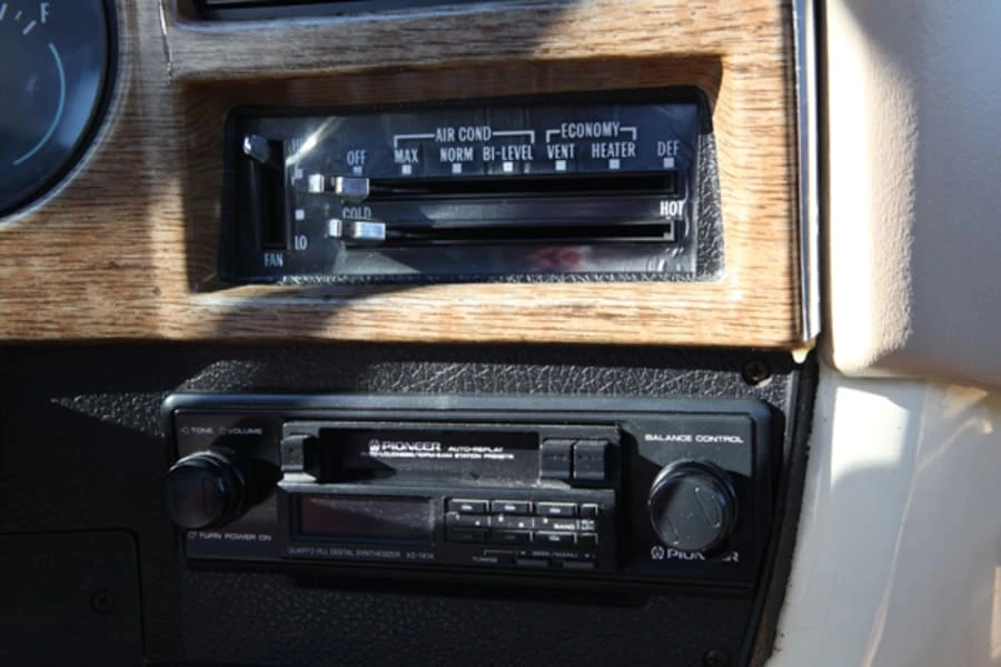 1977 Chevrolet C/K 3rd Gen - Image 6 of 12