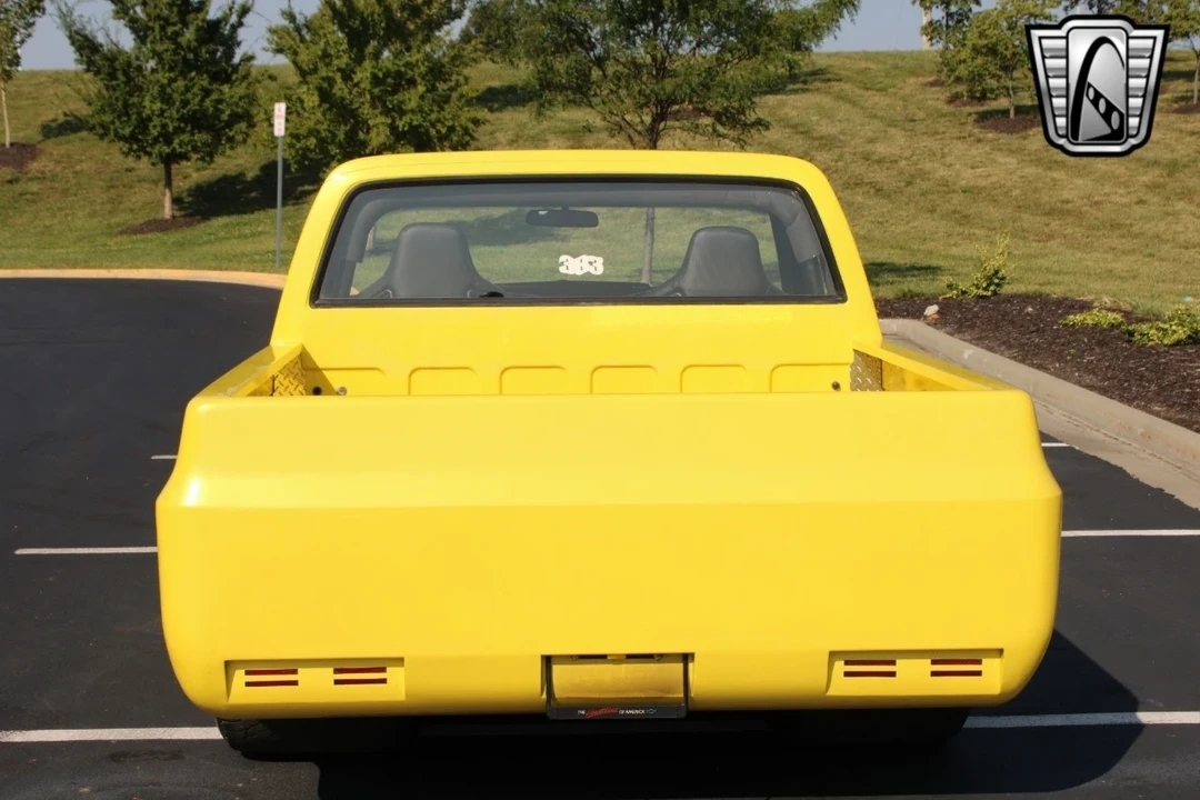 1977 Chevrolet K5 Blazer 2nd Gen - Image 5 of 12