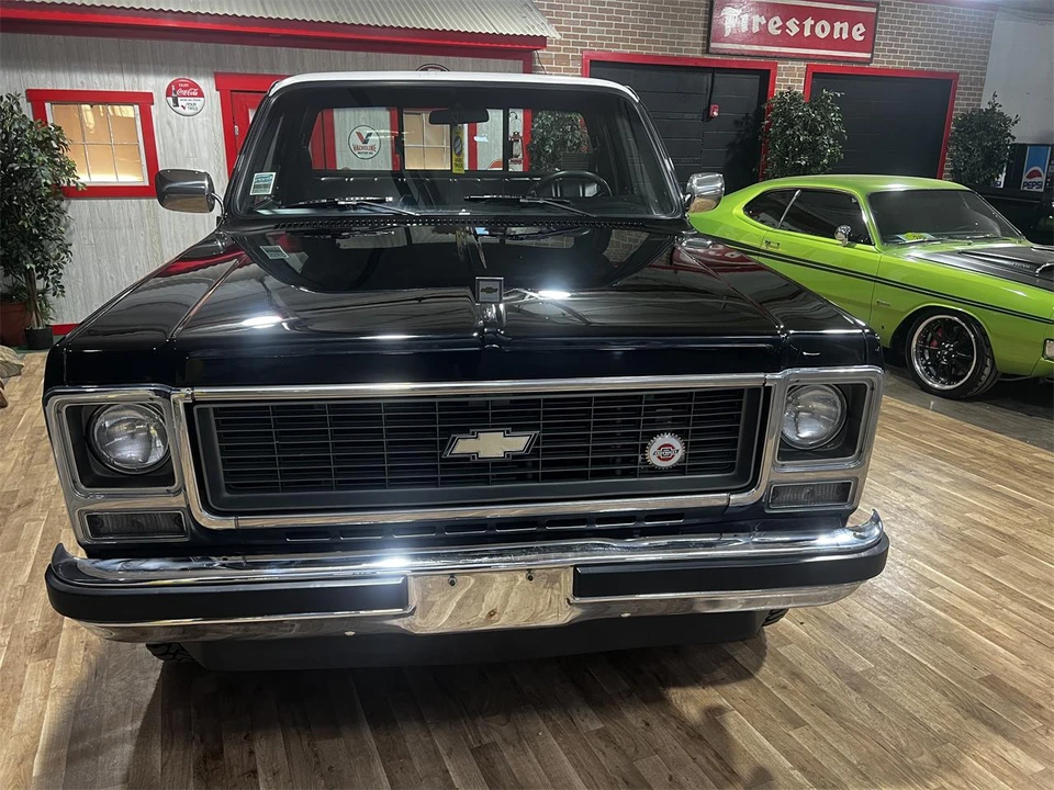 1977 Chevrolet K5 Blazer 2nd Gen - Image 2 of 15