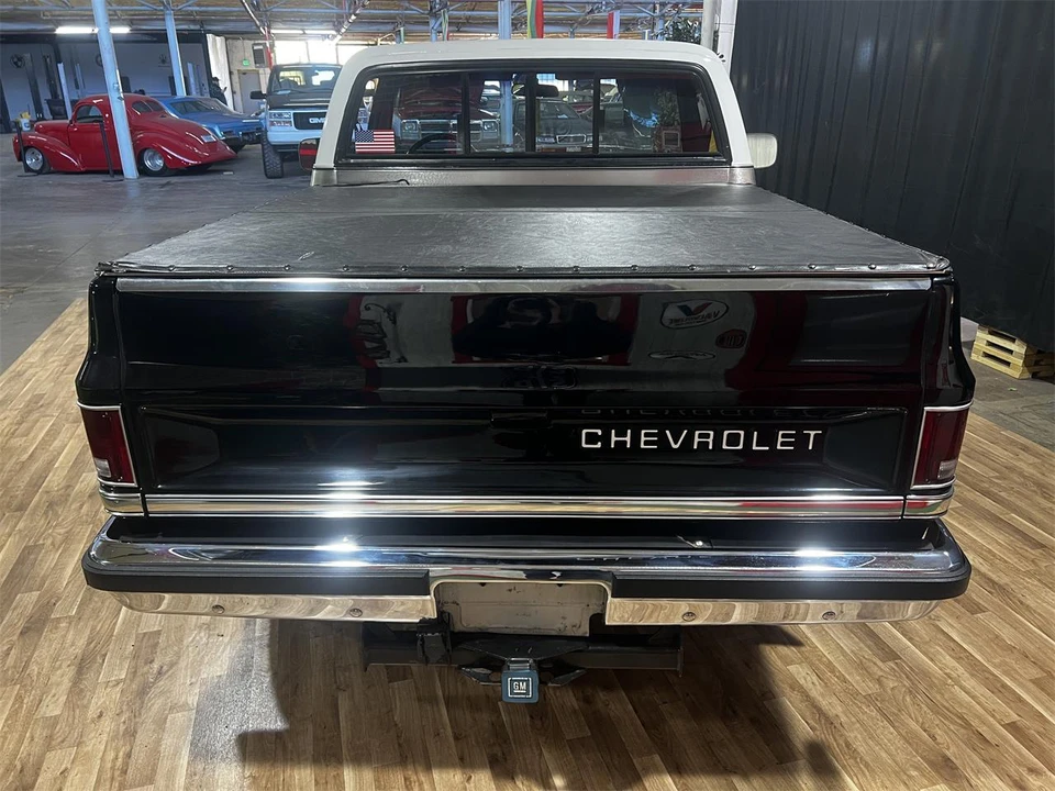 1977 Chevrolet K5 Blazer 2nd Gen - Image 5 of 15