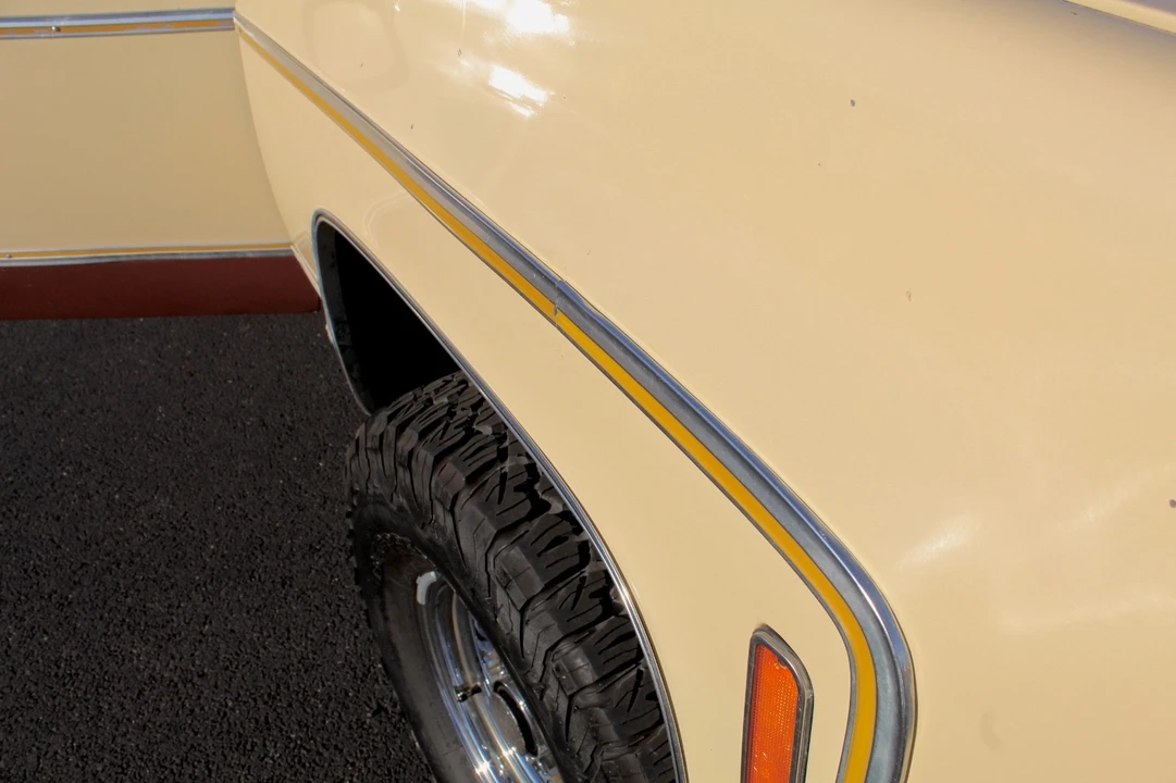 1977 Chevrolet K5 Blazer 2nd Gen - Image 3 of 19