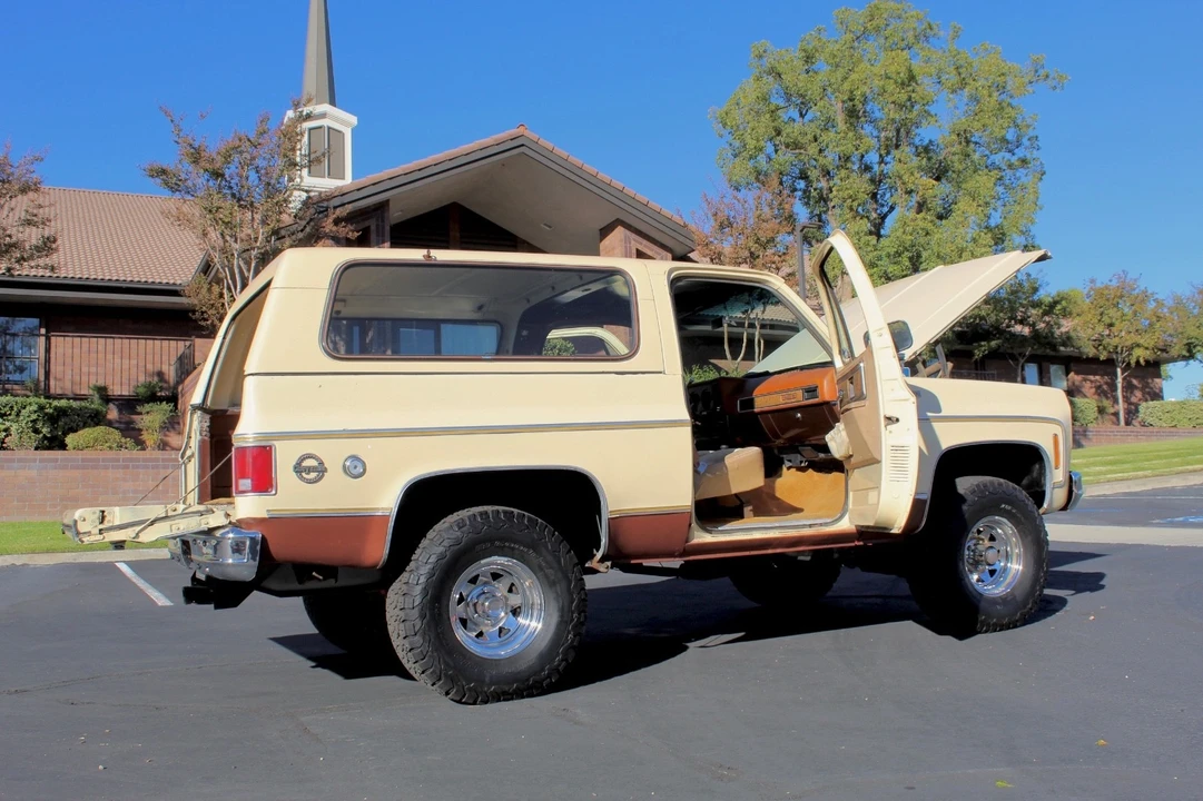 1977 Chevrolet K5 Blazer 2nd Gen - Image 5 of 19