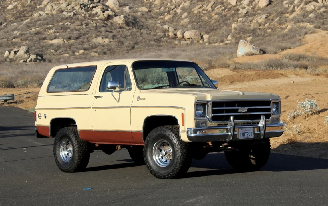 1977 Chevrolet K5 Blazer 2nd Gen - Image 2 of 19