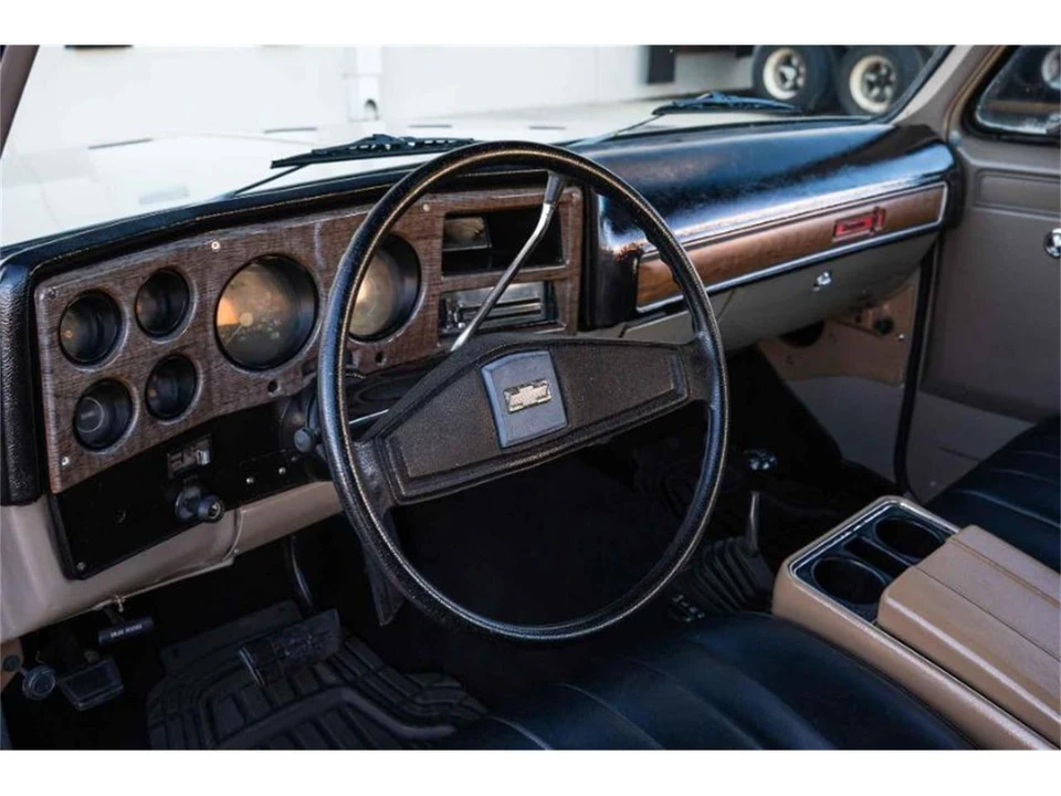 1977 Chevrolet K5 Blazer 2nd Gen - Image 6 of 7