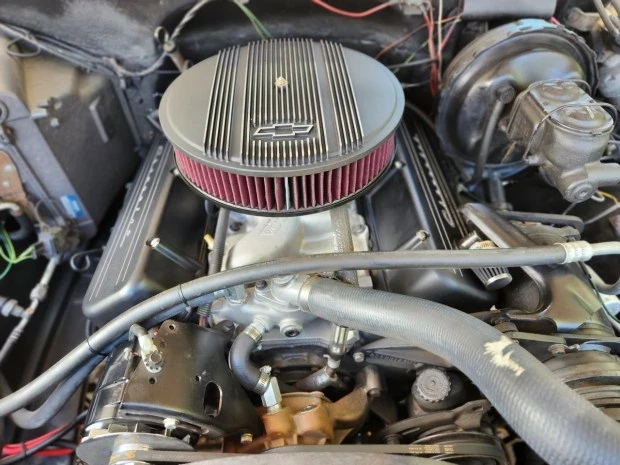 1977 Chevrolet Suburban 7th Gen - Image 6 of 7