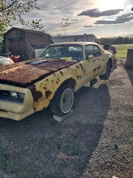 1977 Chevrolet Camaro Coupe 2D