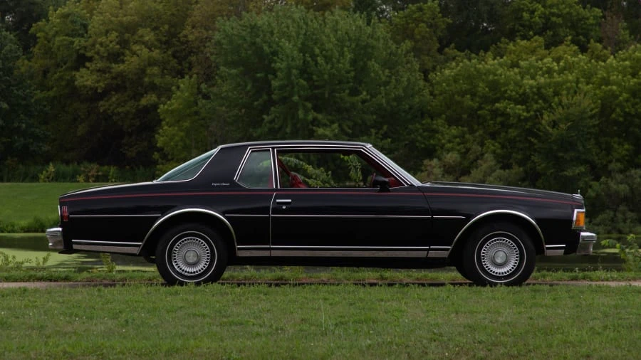 1977 Chevrolet Caprice - Image 8 of 12