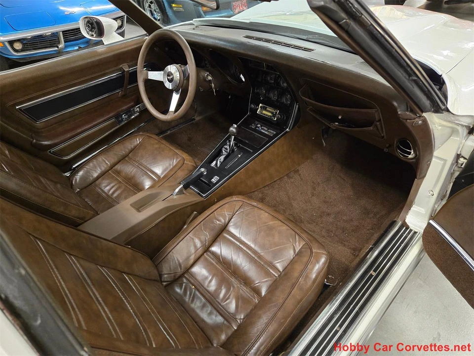 1977 Chevrolet Corvette C3 - Image 16 of 31