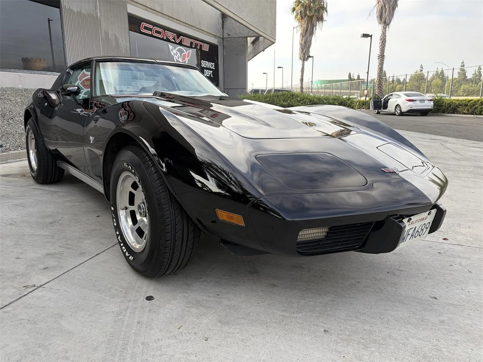 1977 Chevrolet Corvette C3 - Image 18 of 31