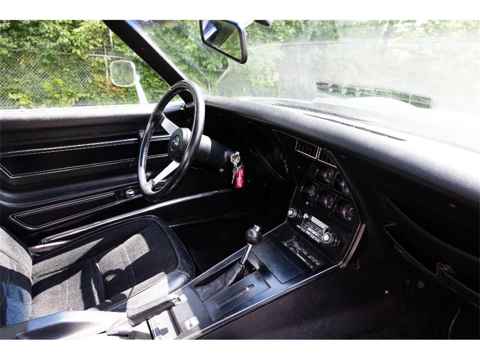 1977 Chevrolet Corvette C3 - Image 17 of 30