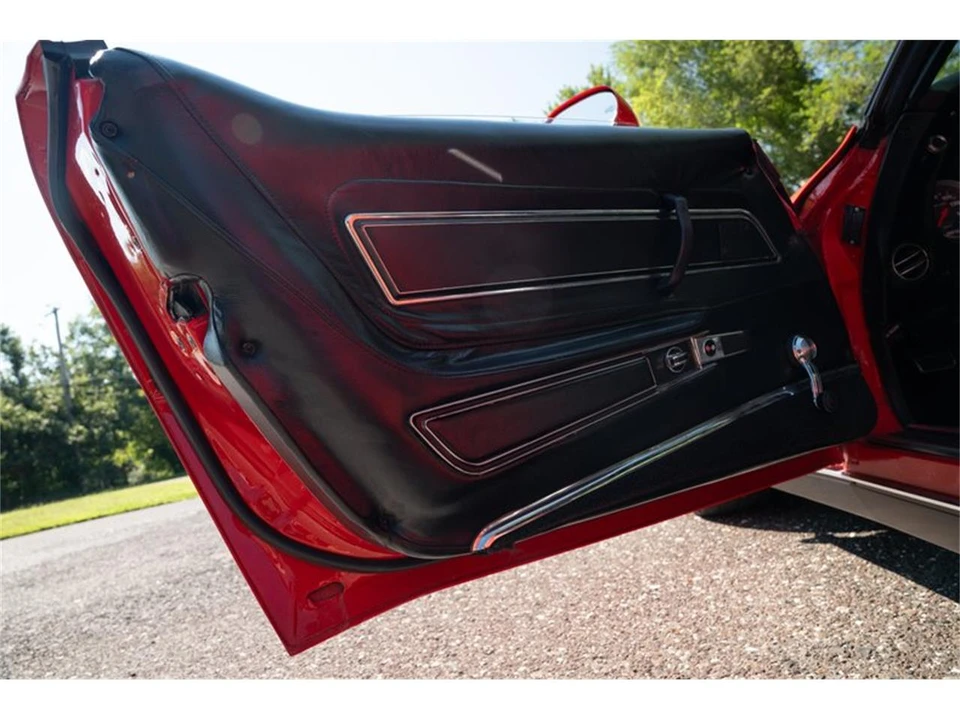 1977 Chevrolet Corvette C3 - Image 24 of 31