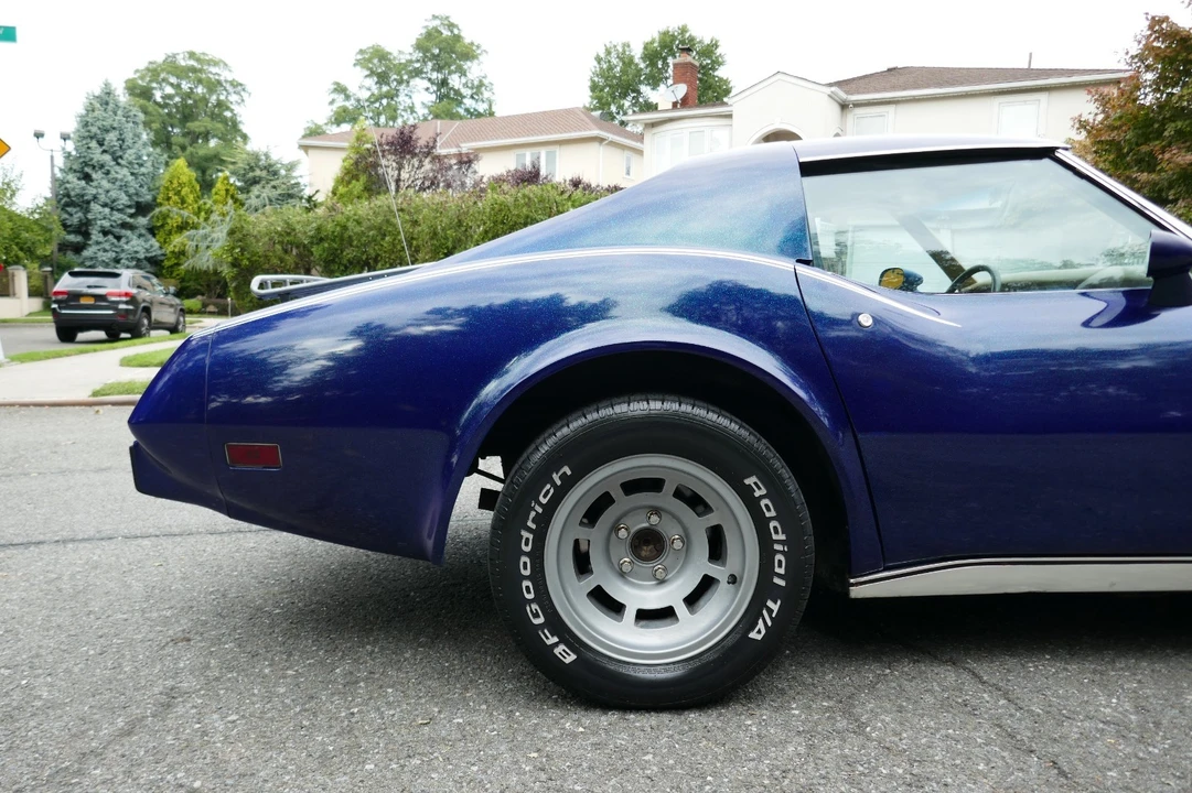 1977 Chevrolet Corvette C3 - Image 14 of 31